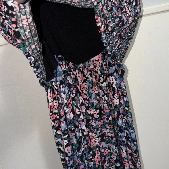 Seraphine Smocked Floral Jumpsuit Multicolor Floral Accents size 10 - Picture 5 of 10